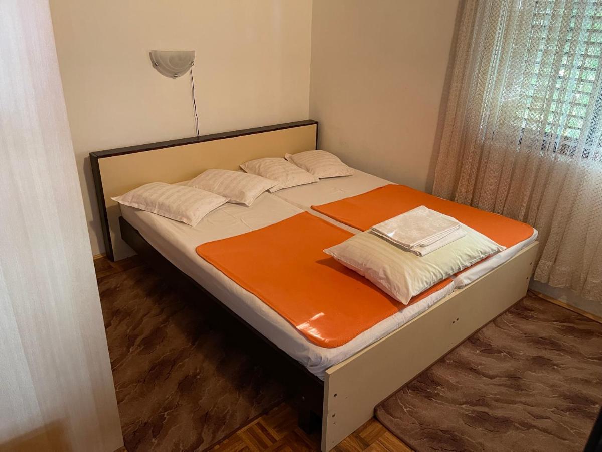 Apartmani Ficurin 스타리그라드 파클레니차 외부 사진